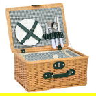 Outsunny Coș de Picnic din Răchită pentru 2 Persoane cu Zonă Frigorifică și Veselă, 40x30x20 cm, Maro Deschis | Aosom Romania