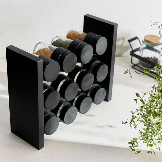 Set 12 recipiente pentru condimente si suport, Otto, Homla, 26x10x21 cm, MDF/sticla/plastic, negru/transparent