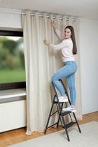 Scara pliabila cu sistem antiderapant Compact, Wenko, 48x57x106.5 cm, aluminiu/cauciuc, negru/gri