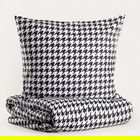 Lenjerie de pat King Size, Rebeka, Homla, 3 piese, 200x220 cm, bumbac, alb/negru