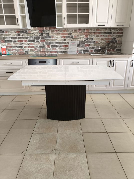 MASA EXTENSIBILA ELEGANCE NEGRU