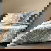 Lenjerie de pat King Size, Laura, Homla, 3 piese, 200x220 cm, microfibra din poliester, albastru/alb