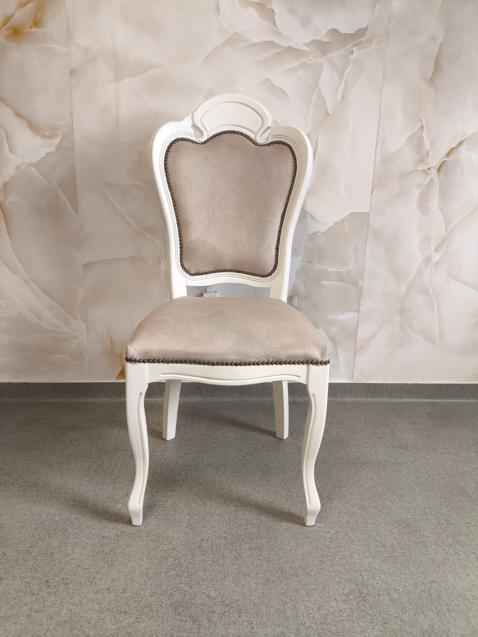 scaun nr 31 o bucata disponibila