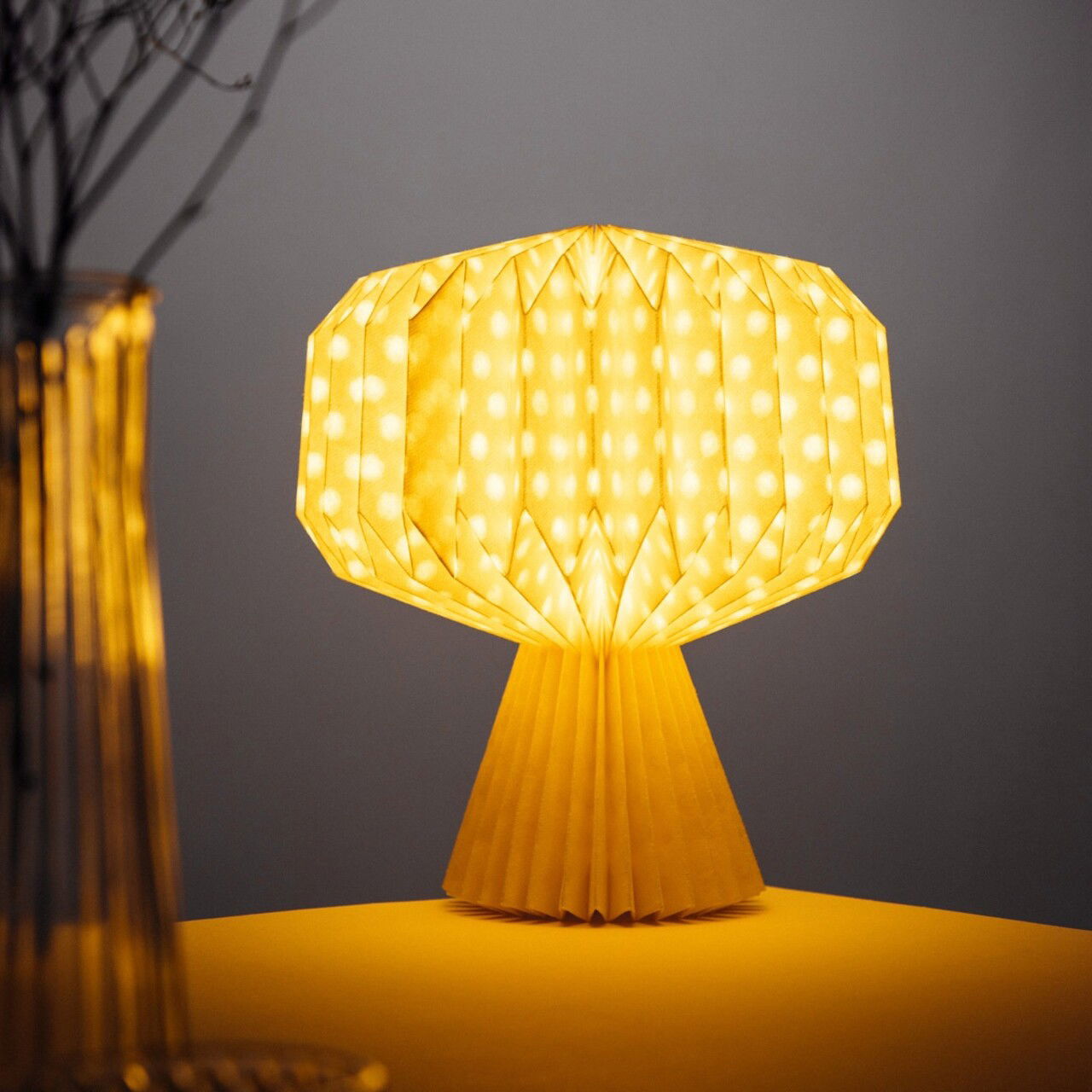 Lampa de masa forma geometrica Galla, Homla, 27x38 cm, hartie, ecru