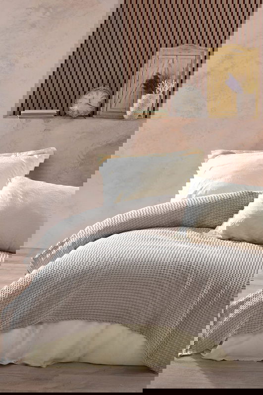 Cuvertura Double Pique, 220x250 cm, 100% bumbac, Havuzlu, Viaden, bej