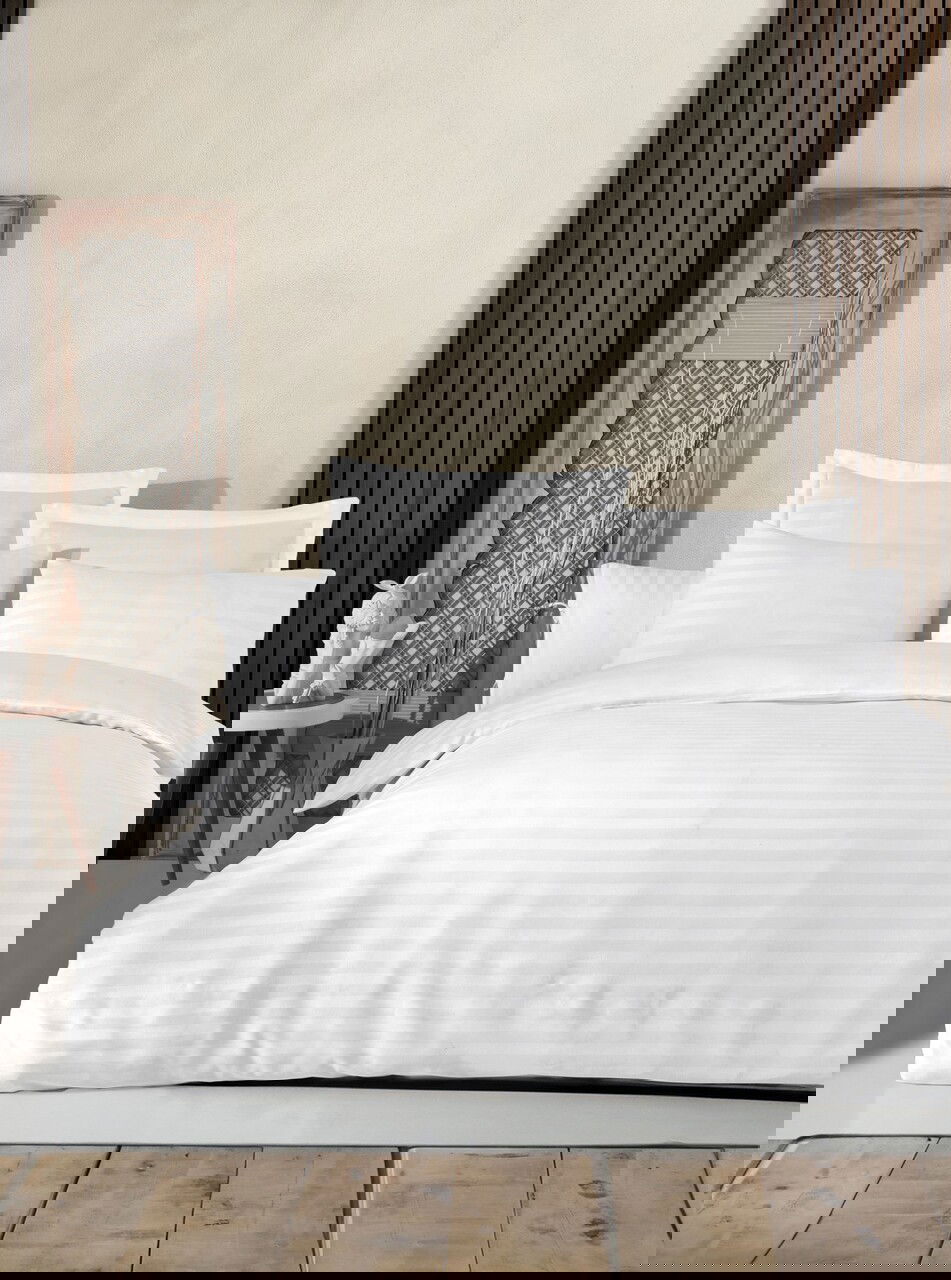 Lenjerie de pat dubla 3 piese, L'essentiel Maison, Water Yollu Saten, Bumbac;Poliester, Alb