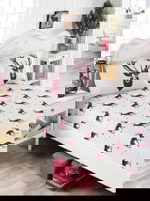 Set cearceaf de pat cu elastic si 2 fete de perna, EnLora Home, Geyik, amestec bumbac, alb/rosu