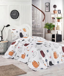Set cuvertura pique Single, L'essentiel Maison, Hello Cats, Bumbac, White / Black / Orange / Blue / Pink