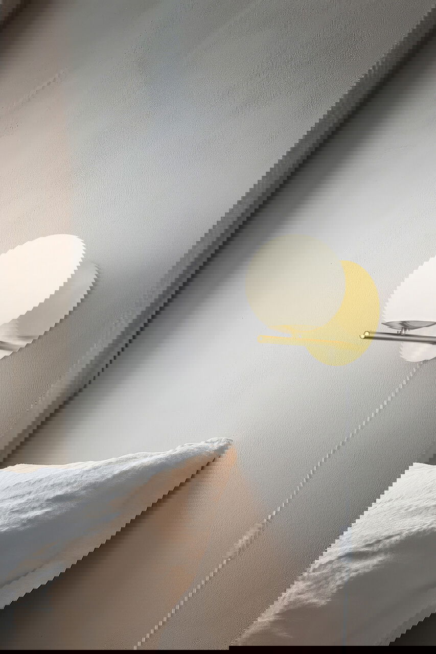 Aplica de perete Pure, TRIO, 18x20.6 cm, 28W, 1x E14, metal, bronz mat/alb