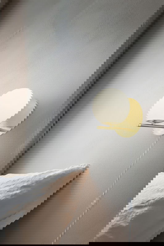 Aplica de perete Pure, TRIO, 18x20.6 cm, 28W, 1x E14, metal, bronz mat/alb