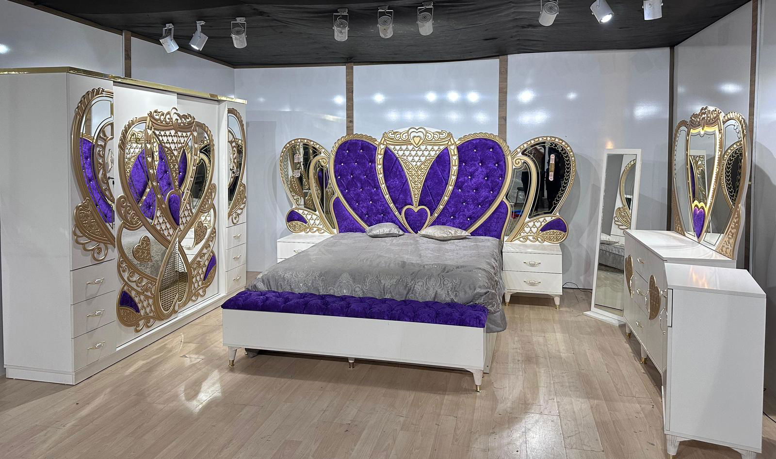 Dormitor complet Royal mov saltea inclusa 180x200cm