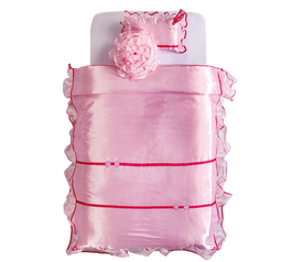 Set cuvertura pat copii si 2 perne decorative Lady Pink