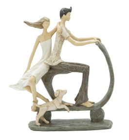 Decoratiune din rasina Couple and motorbike Natural, l26,5xA10,7xH30 cm