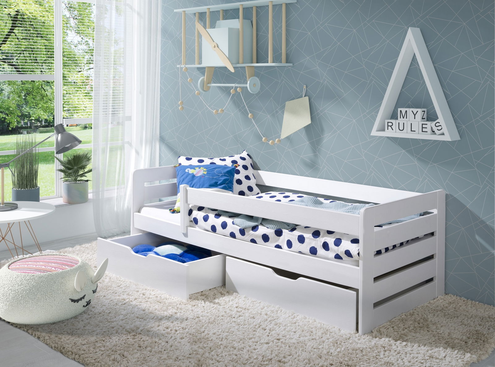 Pat din lemn de pin cu 2 sertare pentru copii Bella Alb, 200 x 90 cm