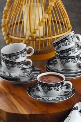Set ceasca cu farfurioara din portelan, Abbi Alb / Negru, 12 piese