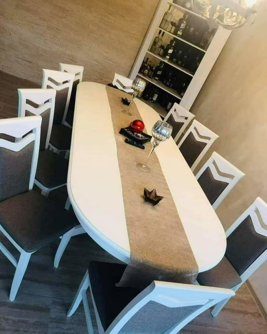 MASA + 10 SCAUNE LEMN DE FAG