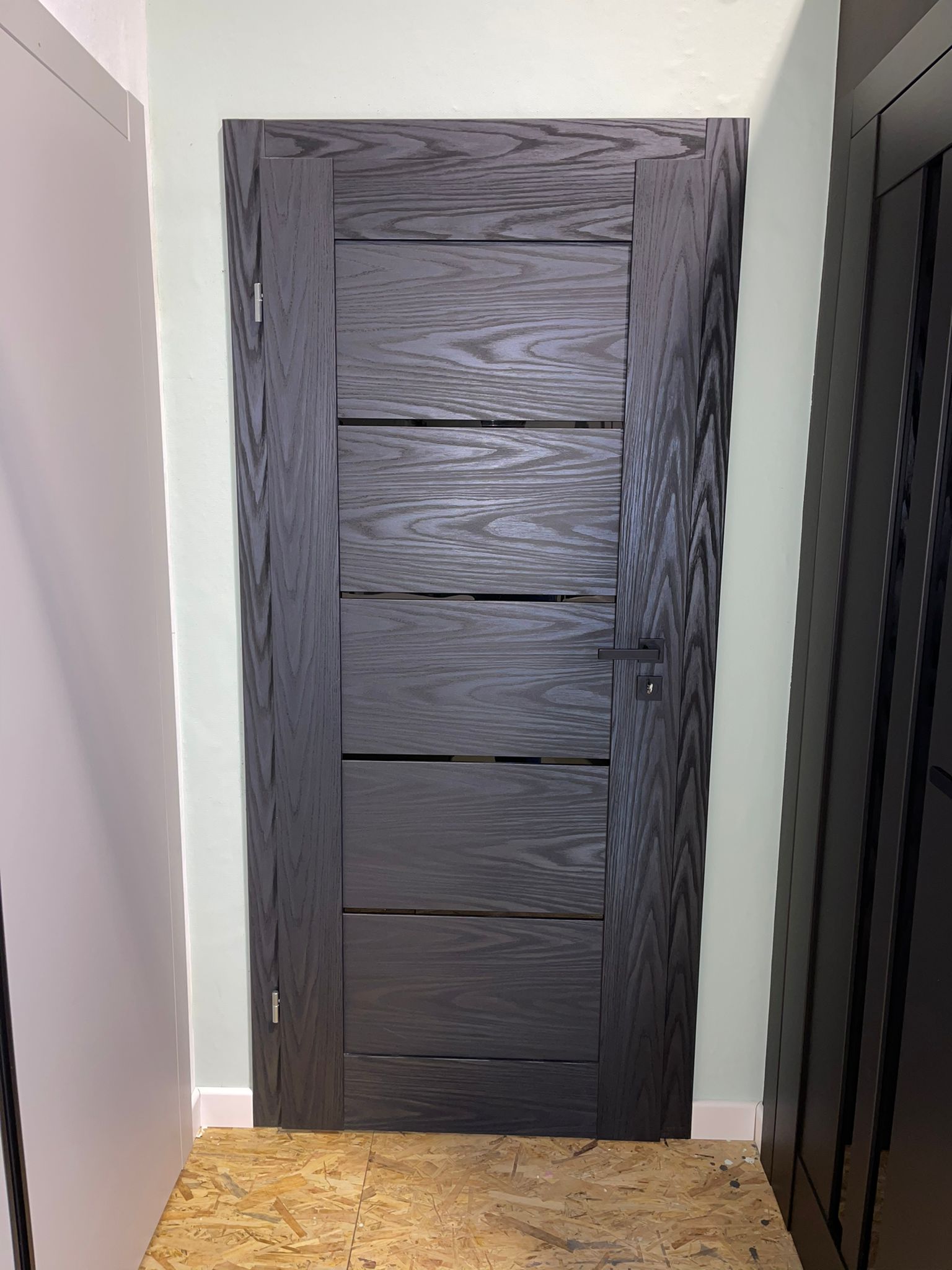 Usa Coco Nut Bleu Lider Furniture 1®, cu toc reglabil, latime 84,4 cm, inaltime 203 cm, culoare rara, albastru carbon