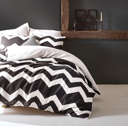 Lenjerie de pat dubla King (EU) BigZigzag, EnLora Home, 3 piese, 260x220 cm, amestec bumbac, alb/negru