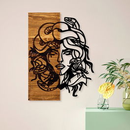 Decoratiune de perete, Snake Woman, 50% lemn/50% metal, Dimensiune: 36 x 3 x 50 cm, Negru / Nuc deschis