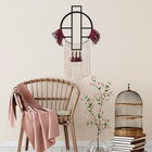 Decoratiune de perete, Shamac, Macrame, Metal, Alb / Roșu Claret / Negru