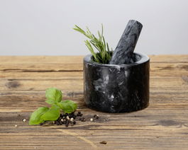 Mojar cu pistil Mortar, Wenko, 11x8 cm, marmura, negru
