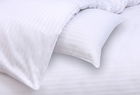 Lenjerie de pat Hotel Line, dubla, 200x220 cm, amestec bumbac, satin, 250 TC, alb, cu dungi 1 cm
